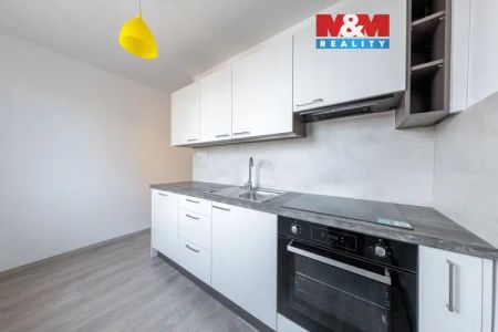 Pronájem bytu 2+1, 55 m - Photo 2