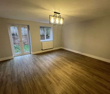 Lily Close, Battle, Sedlescombe - Photo 1