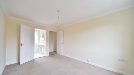 4 bedroom detached house to rent - Photo 5