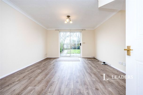 2 bedroom house to rent Culross Grove, Monkston, Milton Keynes, Buckinghamshire, MK10 - Photo 1