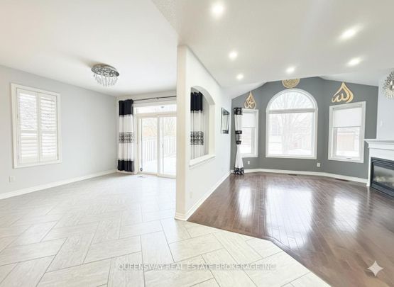 For Lease - 271 Ryerson Crescent, Oshawa, Ontario - Photo 1