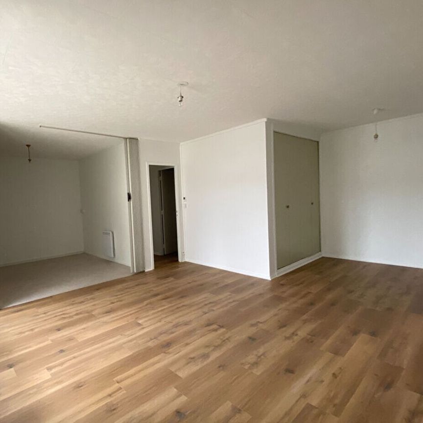 Location Appartement 3 pièces 76m² - Photo 1