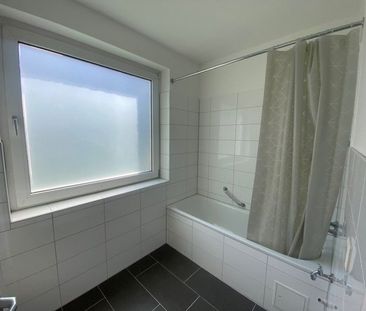 Renovierte 3-Zimmer-Wohnung mit Einbauküche - Foto 1