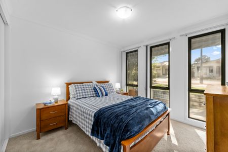 Comfortable Family Living - Photo 4