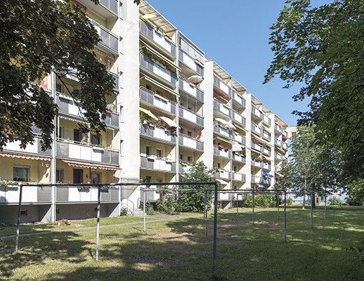 Familienfreundliche 3-Zimmerwohnung am Rande von Dresden! - Photo 1