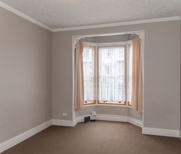 Close to the City - Photo 5