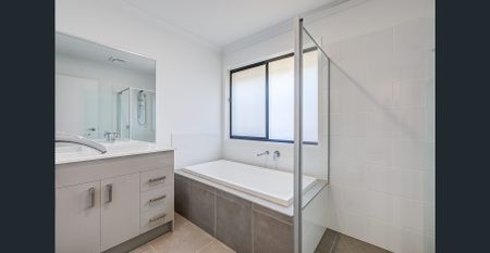 Family Home In Brookhaven! - Photo 5