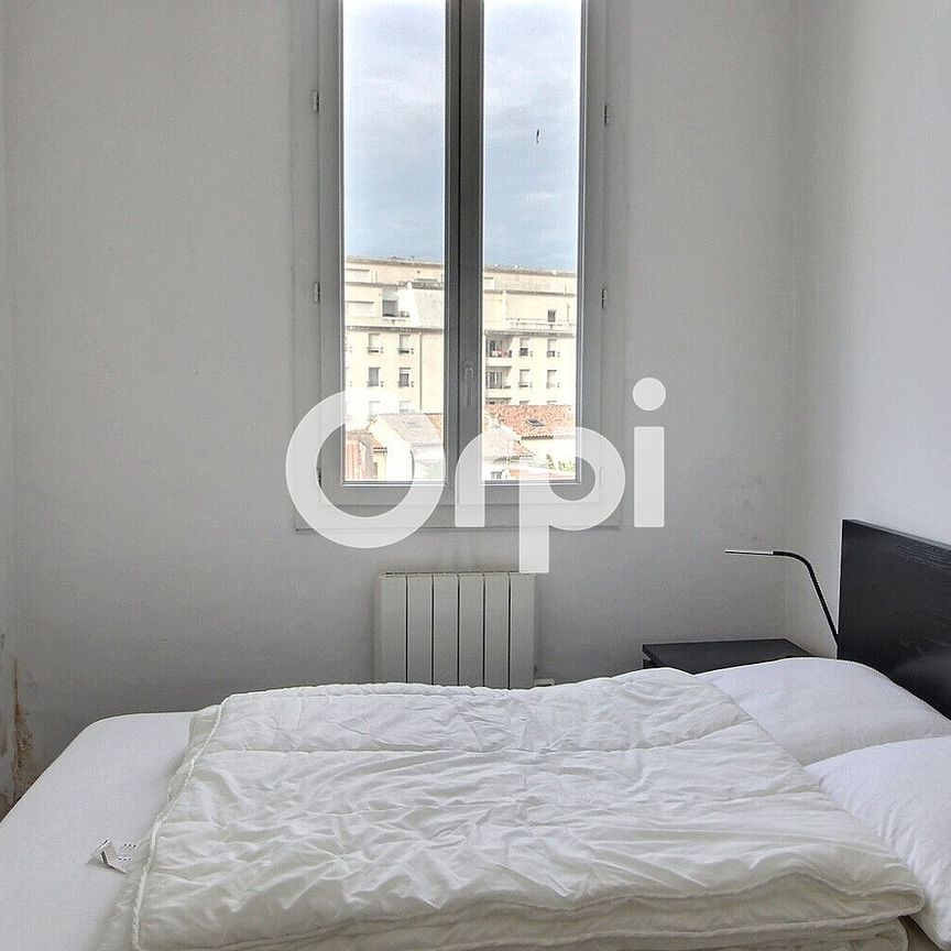 Appartement 2 pièces 32m2 MARSEILLE 5EME 630 euros - Photo 1