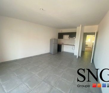 T2 AVEC TERRASSE+PARKING - Photo 2