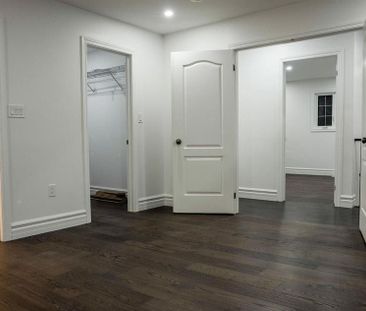 For Lease - 109 Merivale Court, Oshawa, Ontario - Photo 3