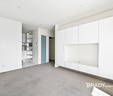 2301/500 Elizabeth Street, Melbourne - Photo 3