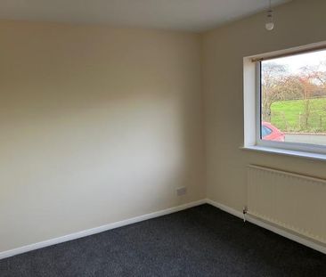 3 bedroom bungalow to rent - Photo 2