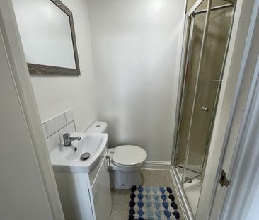 1 bedroom house of multiple occupation to rent - Photo 2