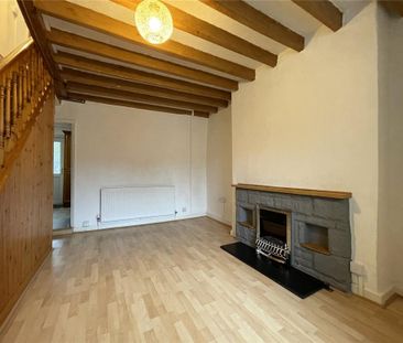 2 bedroom terraced house to rent - Photo 2