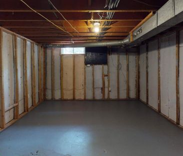 Two Bedroom Townhouse - Photo 3