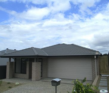 Stylish Modern 4 Bedroom Home in Ballina Heights - Photo 1