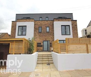 Old Shoreham Road, Brighton, BN41 - Photo 3