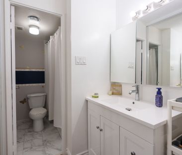 For Lease - 121 Ling Road, Toronto, Ontario - Photo 6