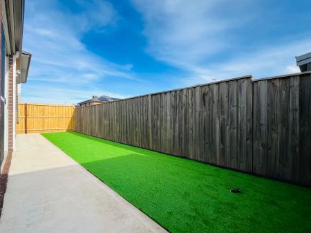6 Nesting Way, Werribee VIC 3030 - Photo 5