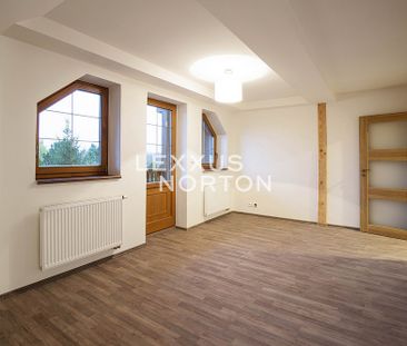 Pronájem domu 200 m² s pozemkem 2 900 m² - Photo 1