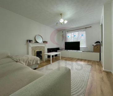 Samphire Close, LE5, Leicester - Photo 1