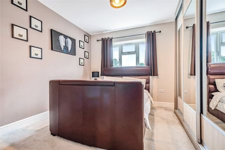 Goldsworth Road, Woking, Surrey, GU21 - Photo 3