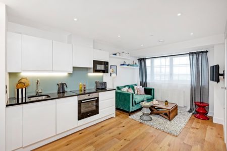 1 Bed Flat, Central Cross Apartments, CR0 - Photo 2