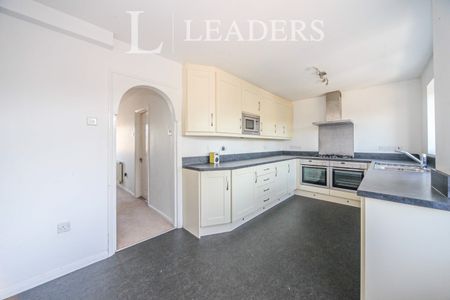 3 bedroom house to rent Beale Street, Dunstable, Bedfordshire, LU6 - Photo 4