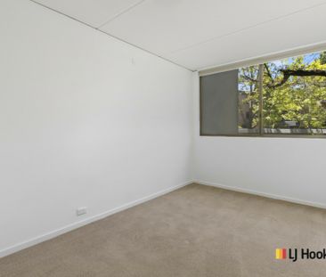 15/18 Currie Crescent, Kingston ACT, Belconnen - Photo 3