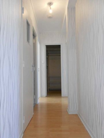 Location Appartement 4 pièces 67m² BESANCON 25000 - Photo 4