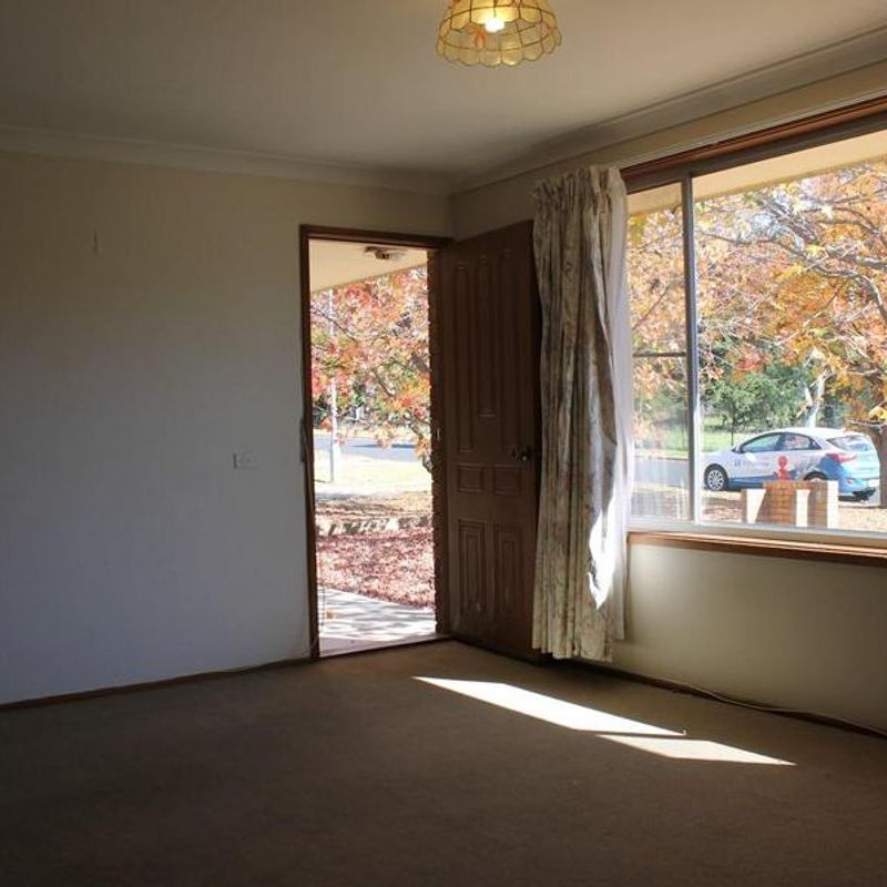 Tidy Two-Bedroom Unit in Peaceful Location - Photo 1