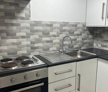 2 Bed Flat, Spon Gate House, CV1 - Photo 1