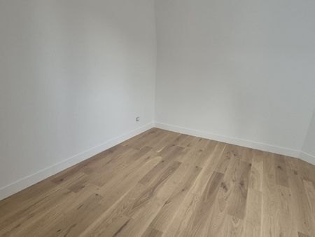 Location Appartement 3 pièces 80m² DOUAI 59500 - Photo 4
