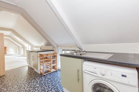 Southfields, Blakesley - Photo 3