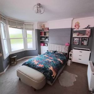 Room in a Shared Flat, Charlton Lane, SE7 - Photo 2