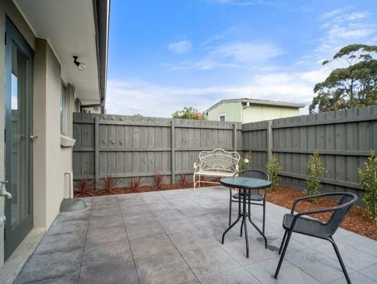 1/68 Swan Walk, Chelsea VIC 3196 - Photo 1