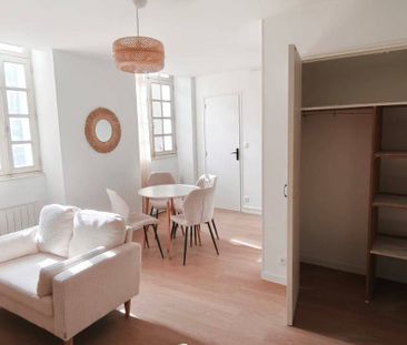 T1 bis lumineux hyper centre - Photo 2