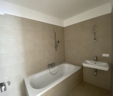 ERSTBEZUG -=Das Laurenz= 2 Zimmer Wohnung mit Loggia U3 - 1 Bedroom... - Photo 6