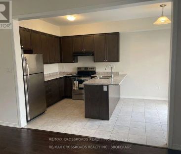 166 MUNRO CIRCLE - Photo 3