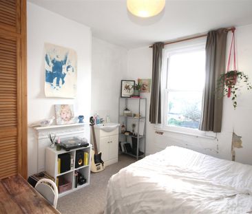 5 bed terraced house to rent in Rudthorpe Road, Bristol, BS7 - Photo 5