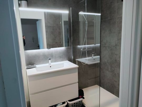 Appartement te huur - Photo 1