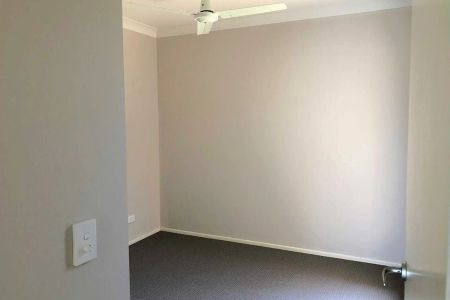 4 Bedroom Home - Pacific Paradise! - Photo 2