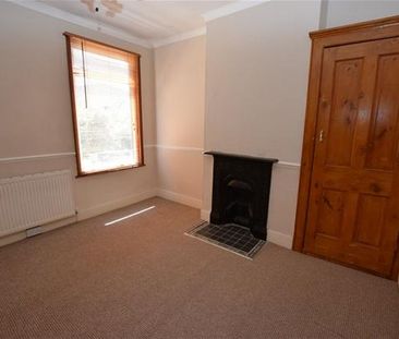 2 bedroom house to rent - Photo 2