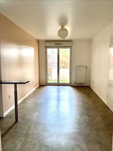 2 pièces - 45 m² - 1er étage - Colocation non autorisée - Photo 2