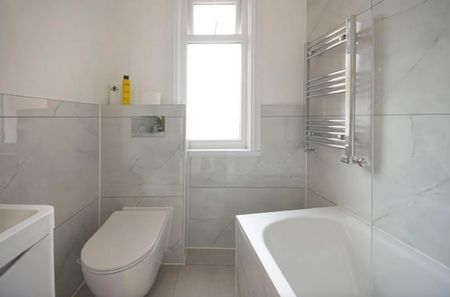 Room in a Shared Flat, Chapel Way, N7 - Photo 4