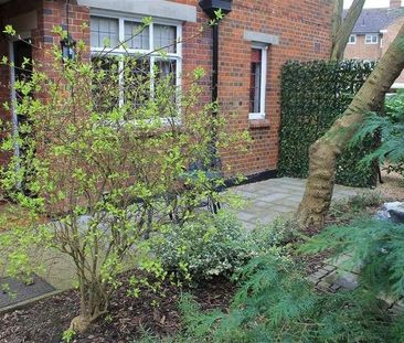 Greentiles, Greentiles Lane, Denham Green, UB9 - Photo 6