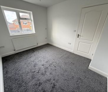 3 bedroom detached house to rent - Photo 3