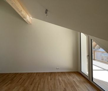 Première location appartement de 3,5 pièces mansardé gauche - Photo 2