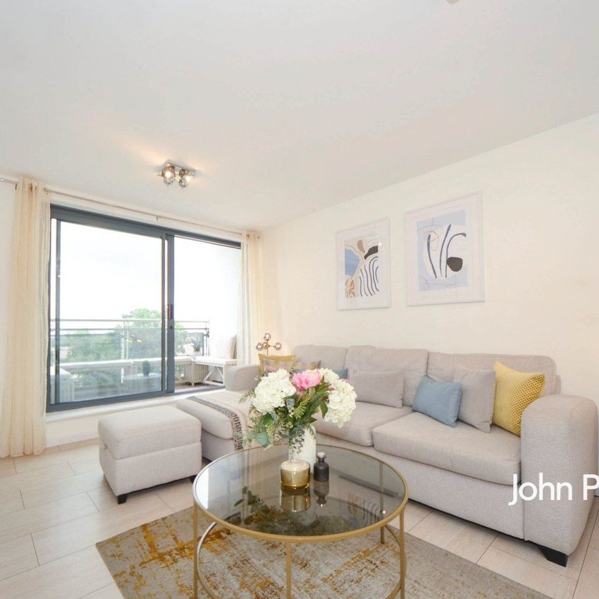 Berber Parade, London, SE18 - Photo 1