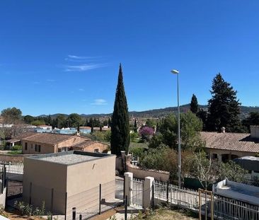 Location Appartement 3 pièces 62m² BRIGNOLES 83170 - Photo 5